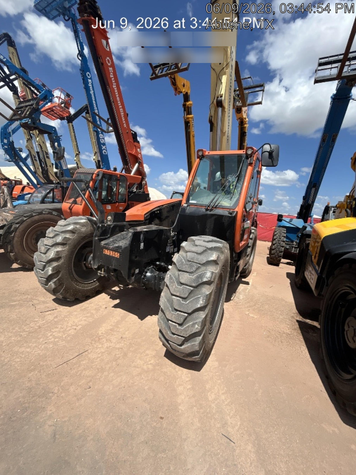 2026 JLG 1732