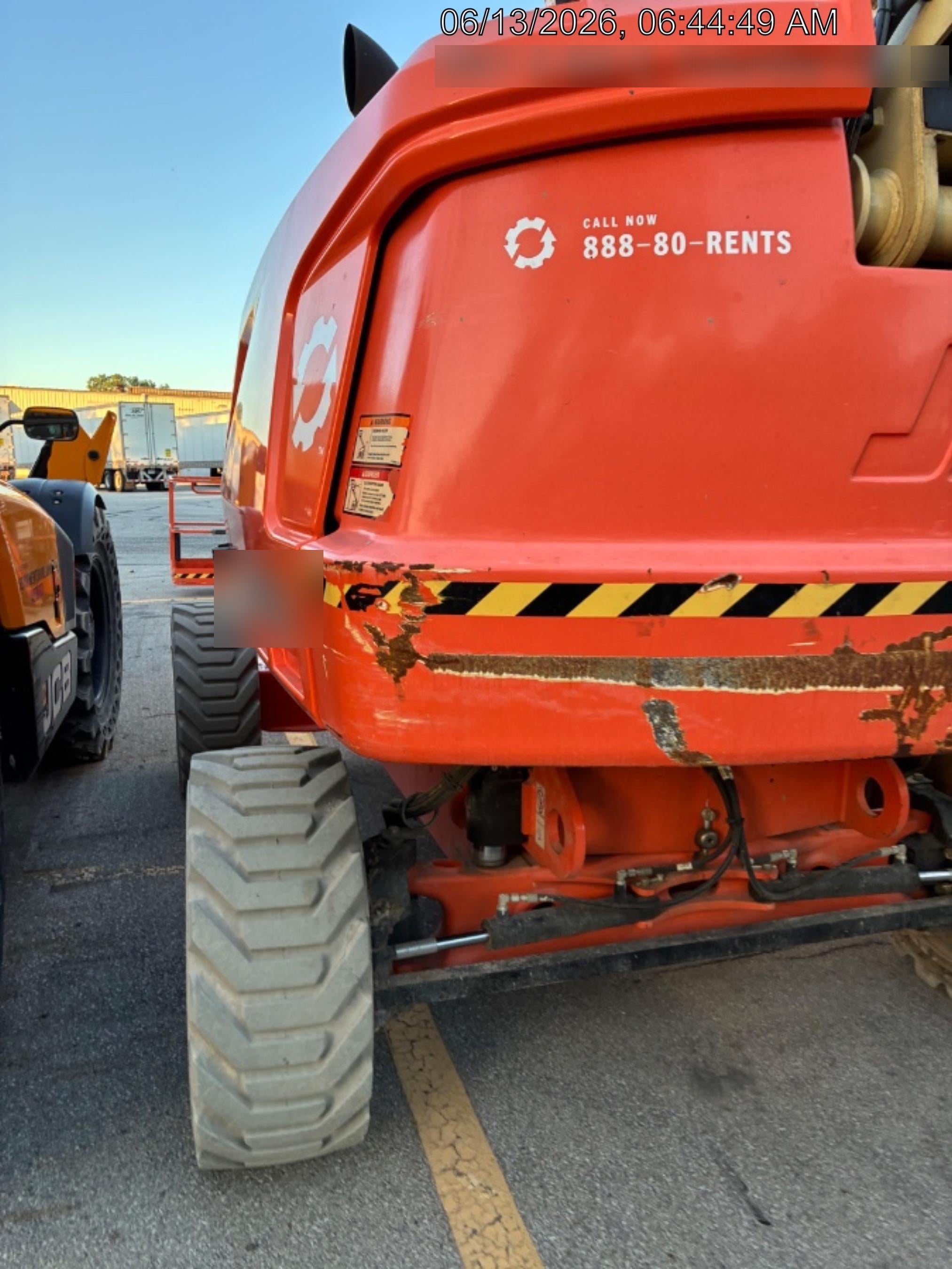2022 JLG 660SJ