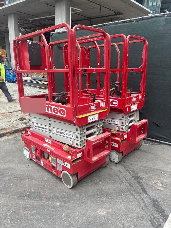 2020 MEC 1330SE Solid NM Tires, Steel Swing out Doors, LCS, Beacon, 900W Inverter