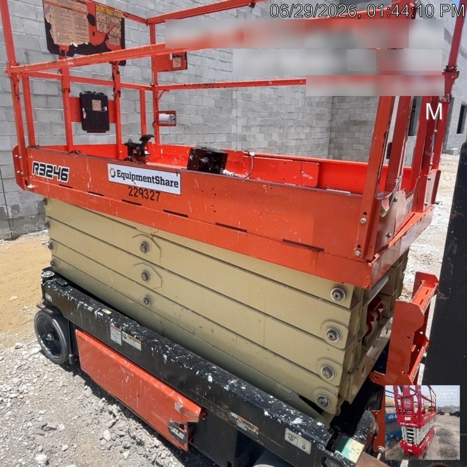 2022 JLG R3246