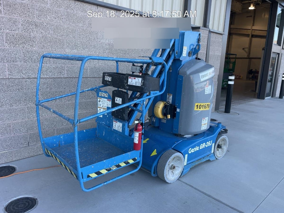 2020 GENIE GR-26J