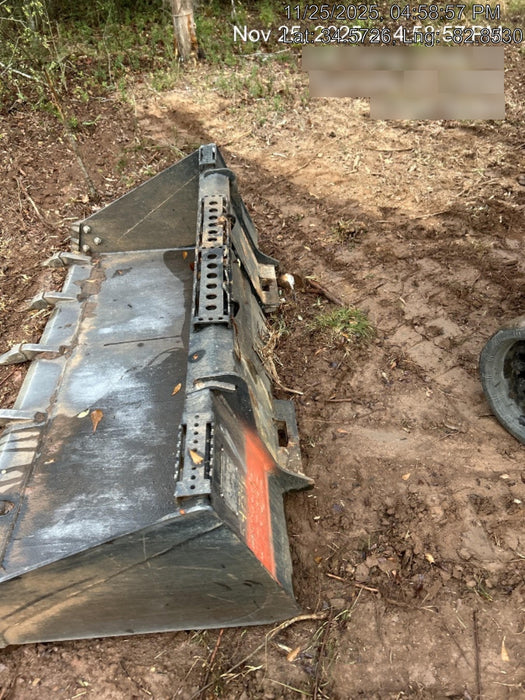 2025 EQUIPMENTSHARE 1006160 - 72" Tooth Bucket, CTL