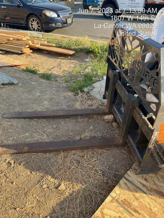 2020 PALADIN 48" Pallet Forks - Paladin