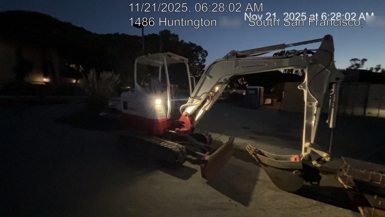 2021 TAKEUCHI TB235-2R