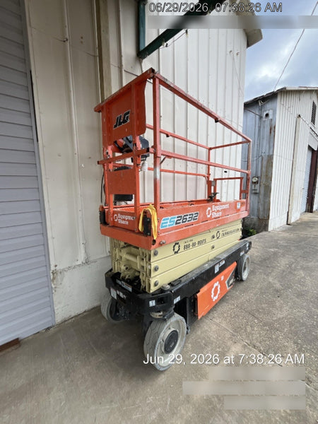 2023 JLG ES2632
