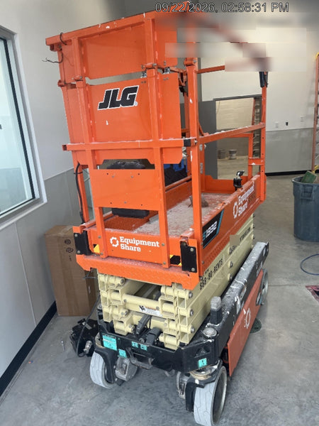 2025 JLG ES1932