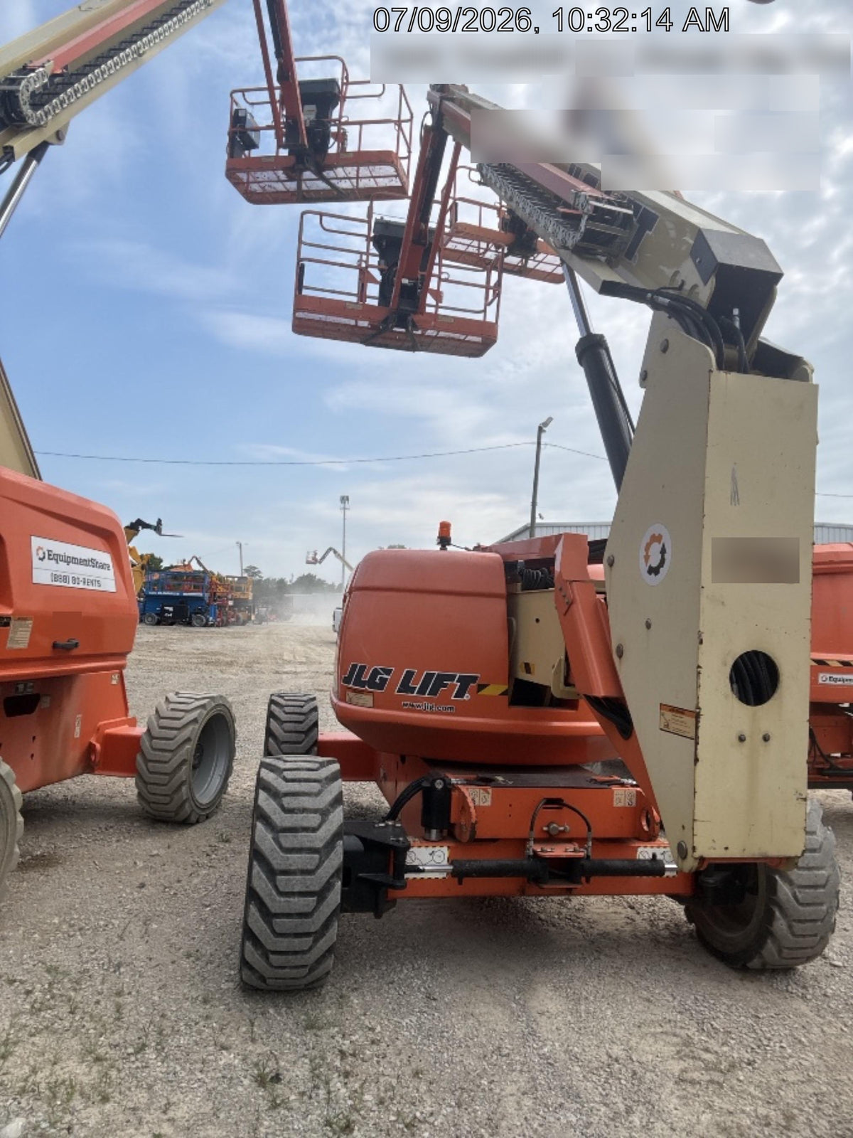 2019 JLG 600AJ