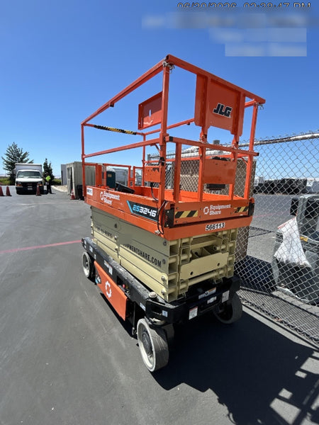 2025 JLG ES3246