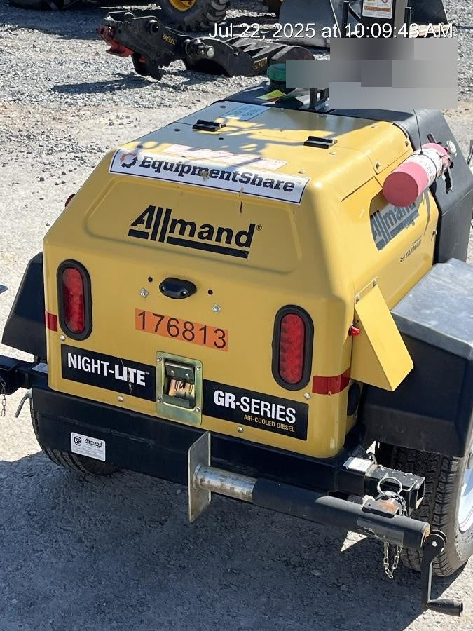 Allmand NLV3GR (4) LED Light Fixture 350W, 23' Vertical Mast, 3kW Prime, Towable, Deep Sea L401, Leveling Jacks, Yanmar T4F 5.8hp