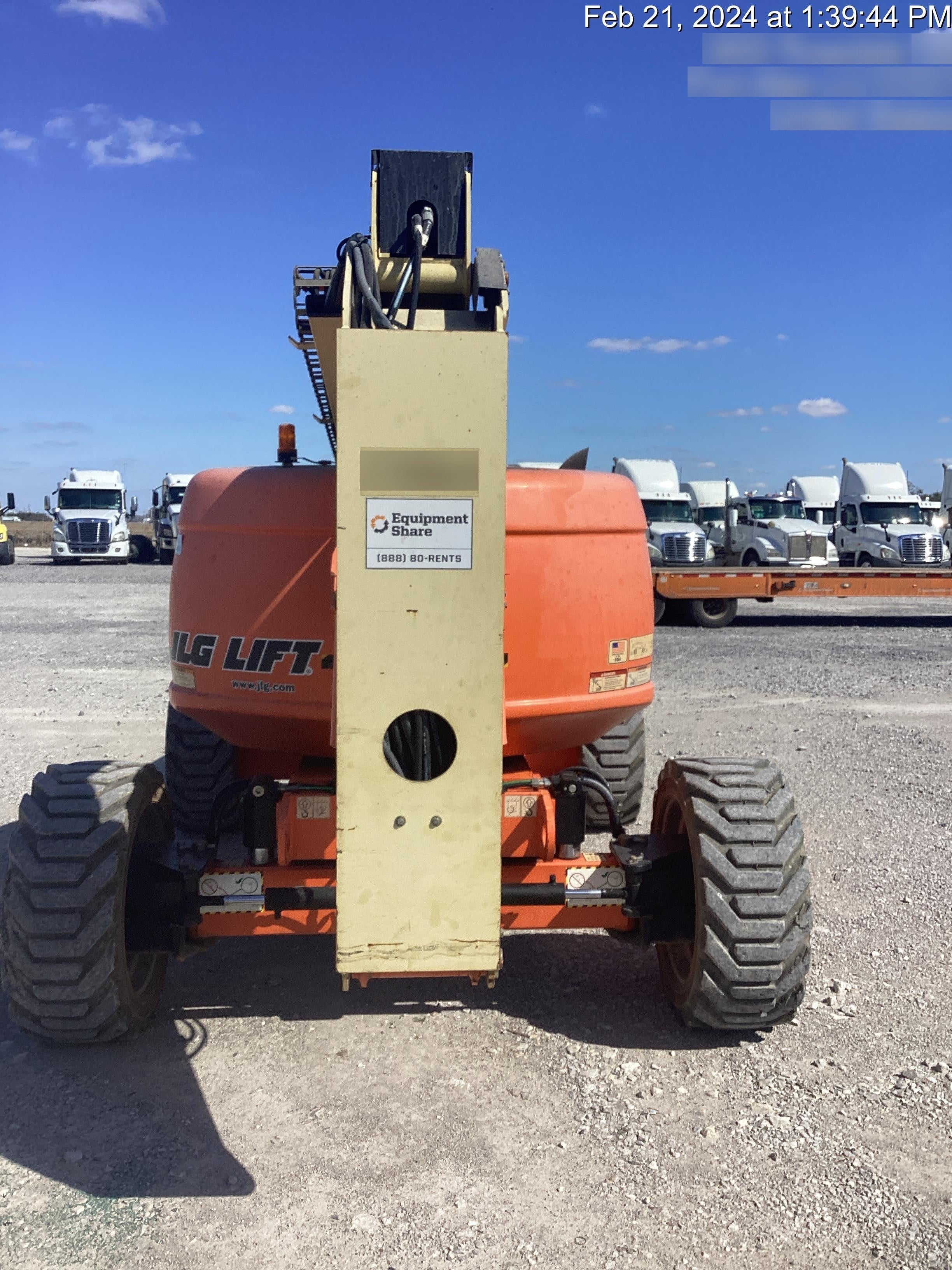 2019 JLG 600AJ