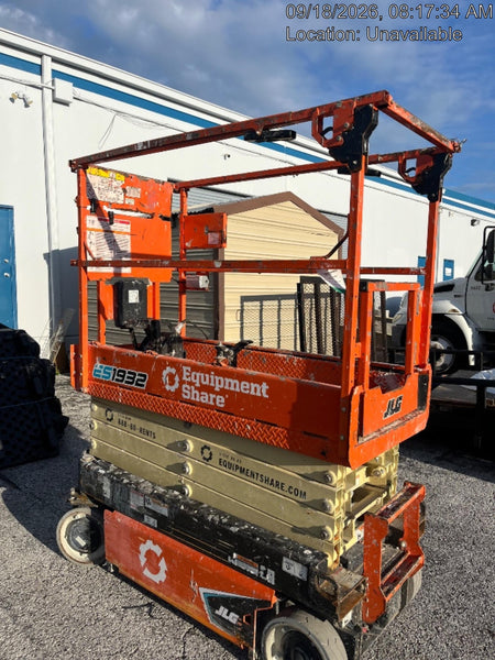 2023 JLG ES1932