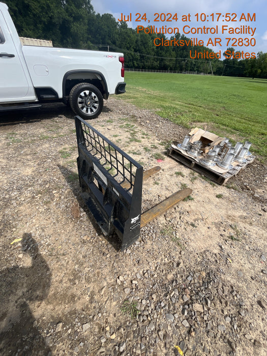 2023 BOBCAT 36" Mini Skid Steer Fork Carriage - Bobcat