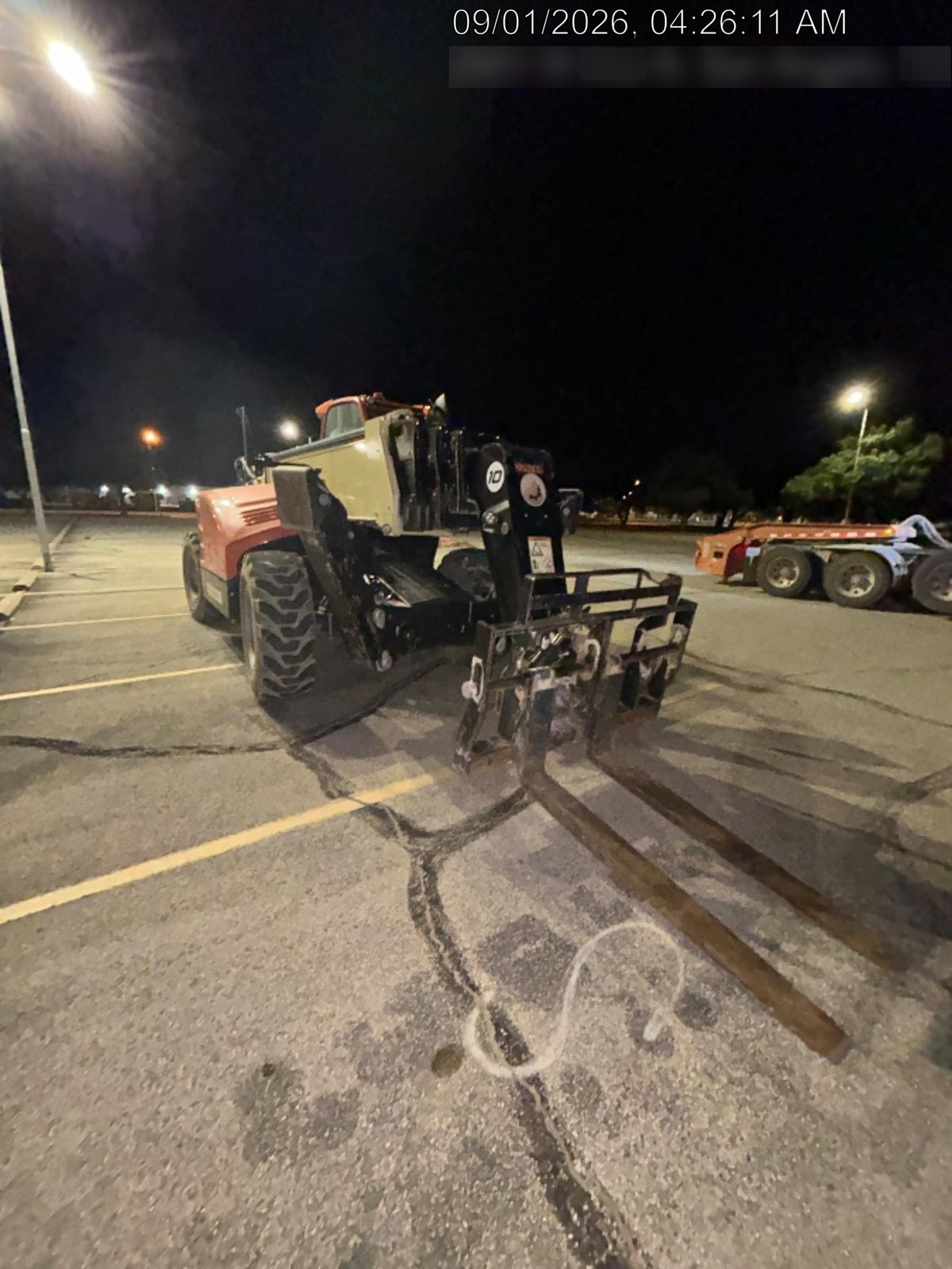 2022 JLG 1075
