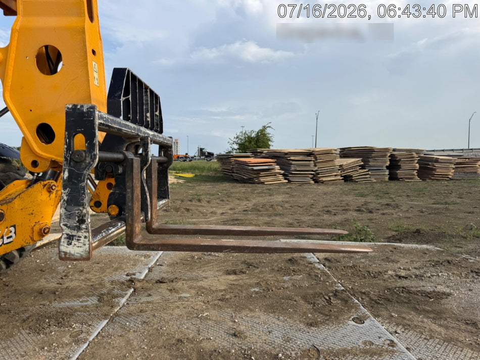 2021 JCB 512-56