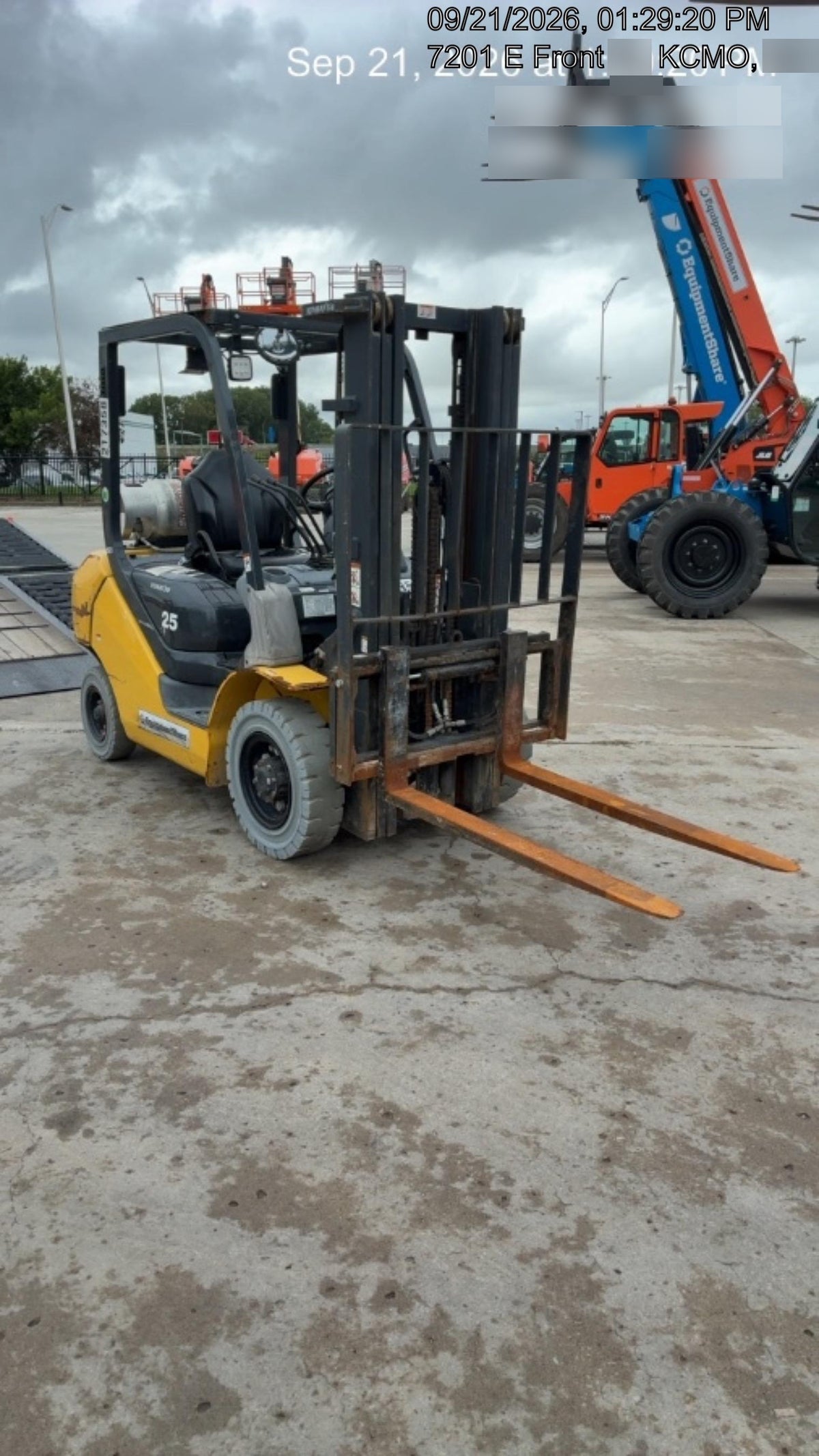 2022 KOMATSU FG25T-16