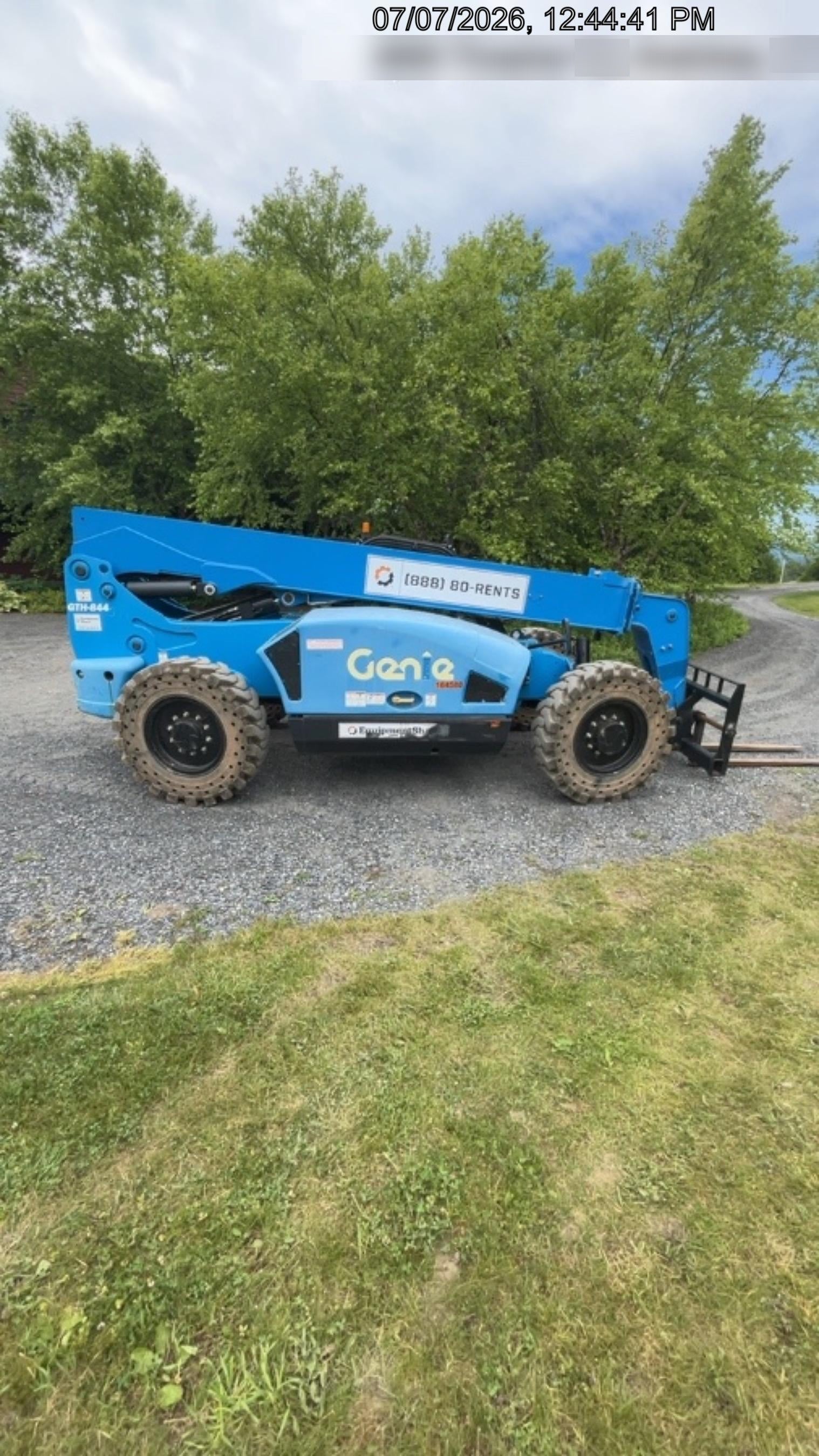 2021 GENIE GTH-844