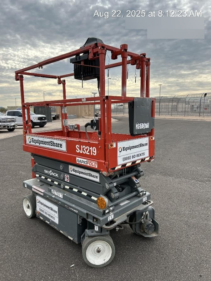 2022 SKYJACK SJ3219