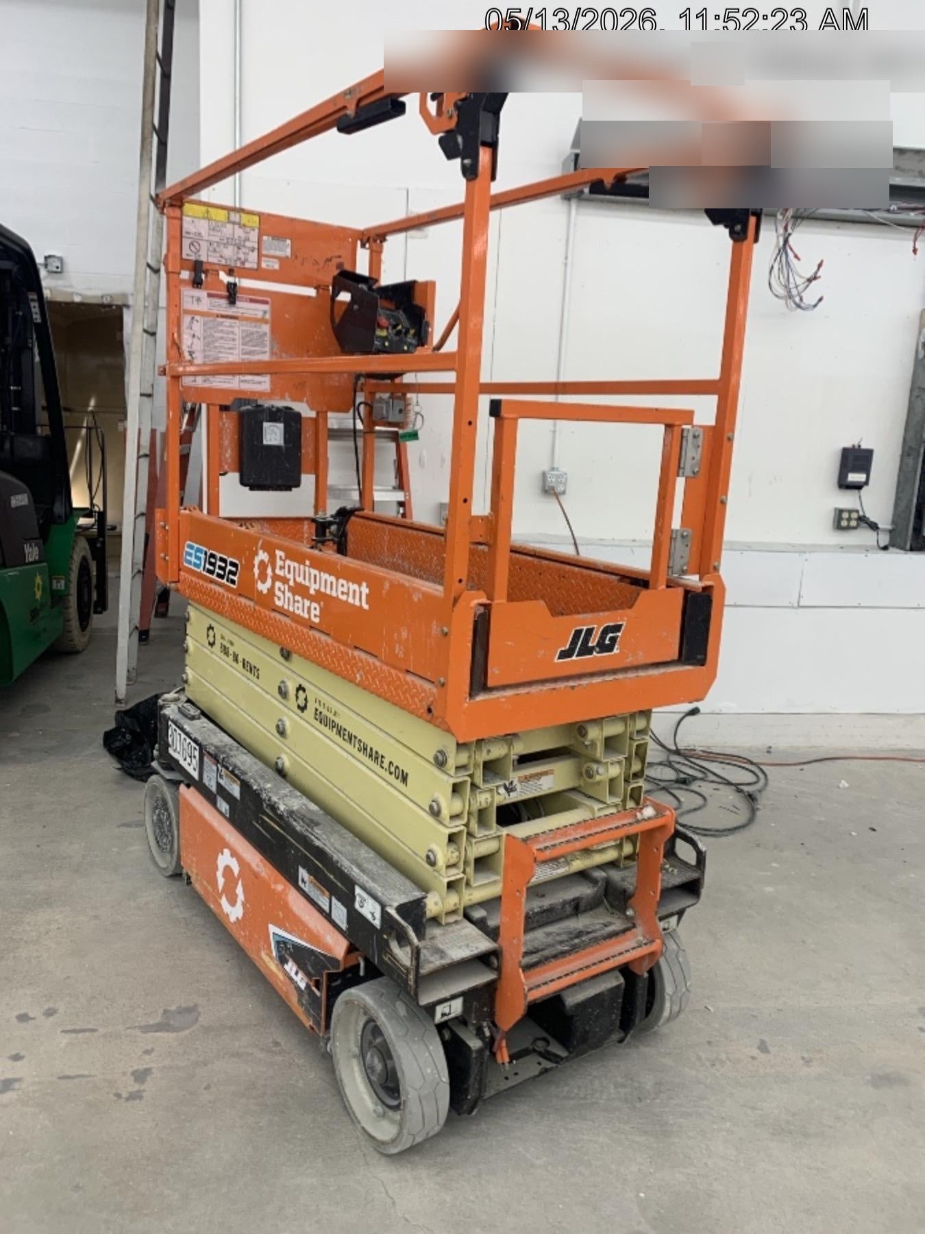 2023 JLG ES1932