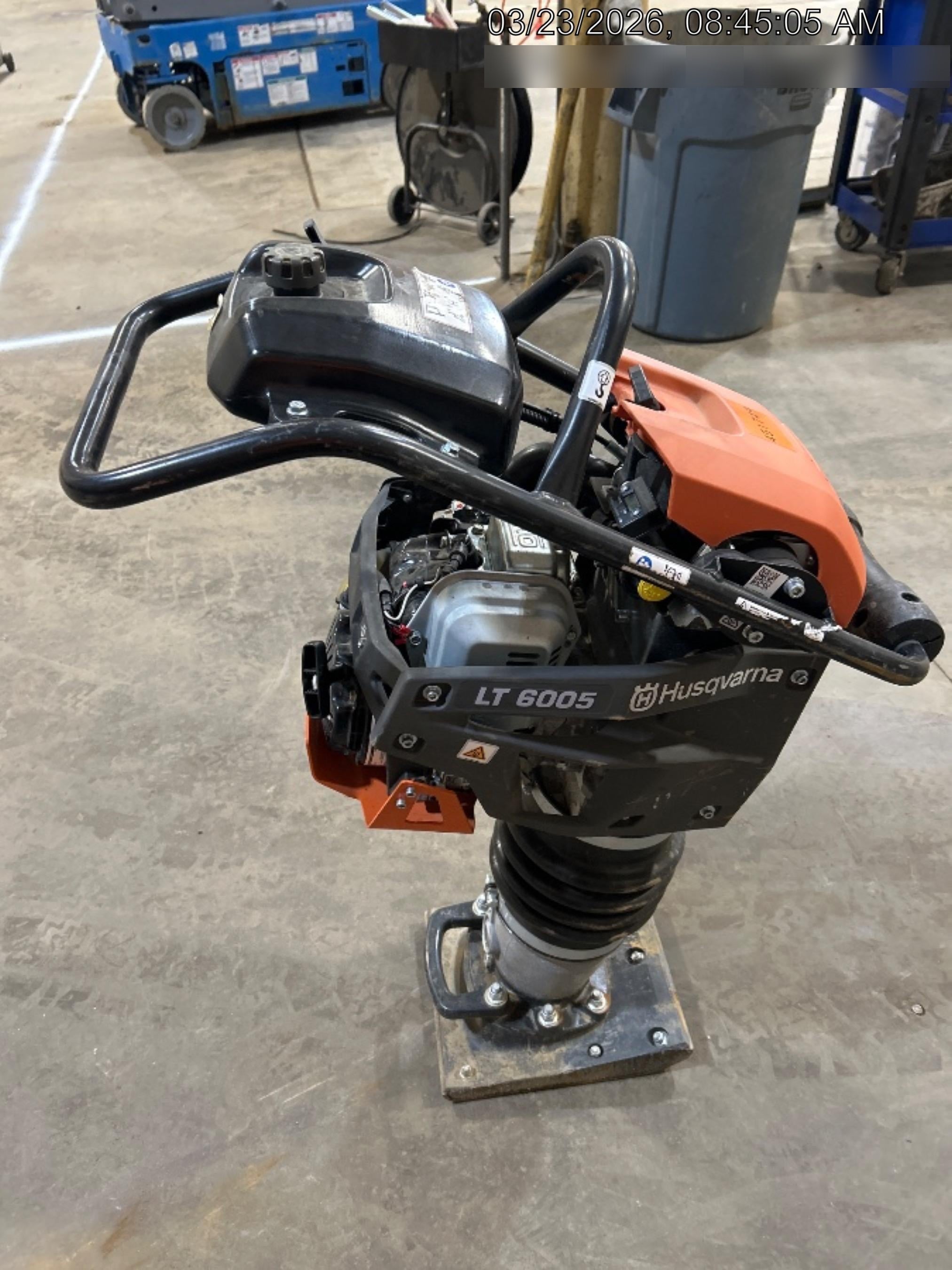 2024 HUSQVARNA LT6005