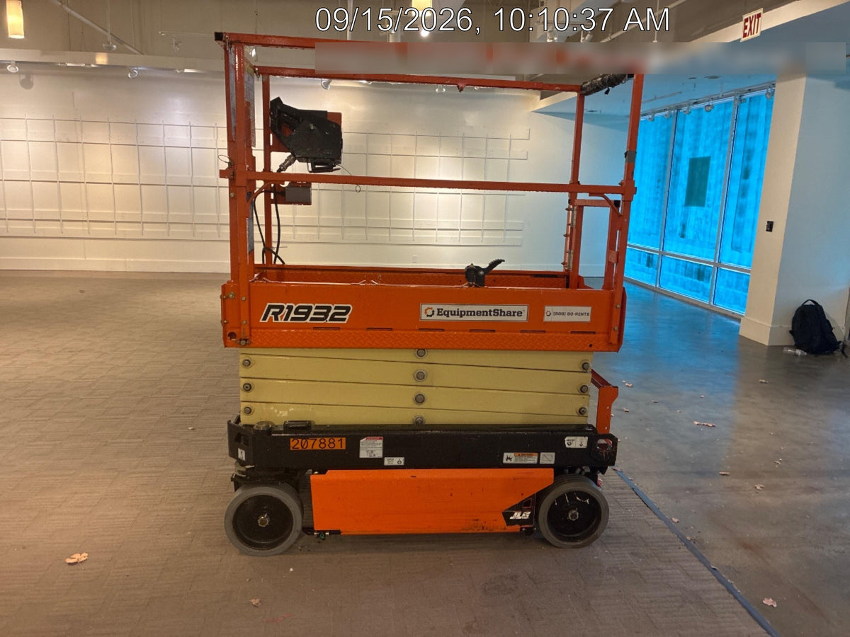 2022 JLG R1932