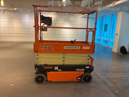 2022 JLG R1932