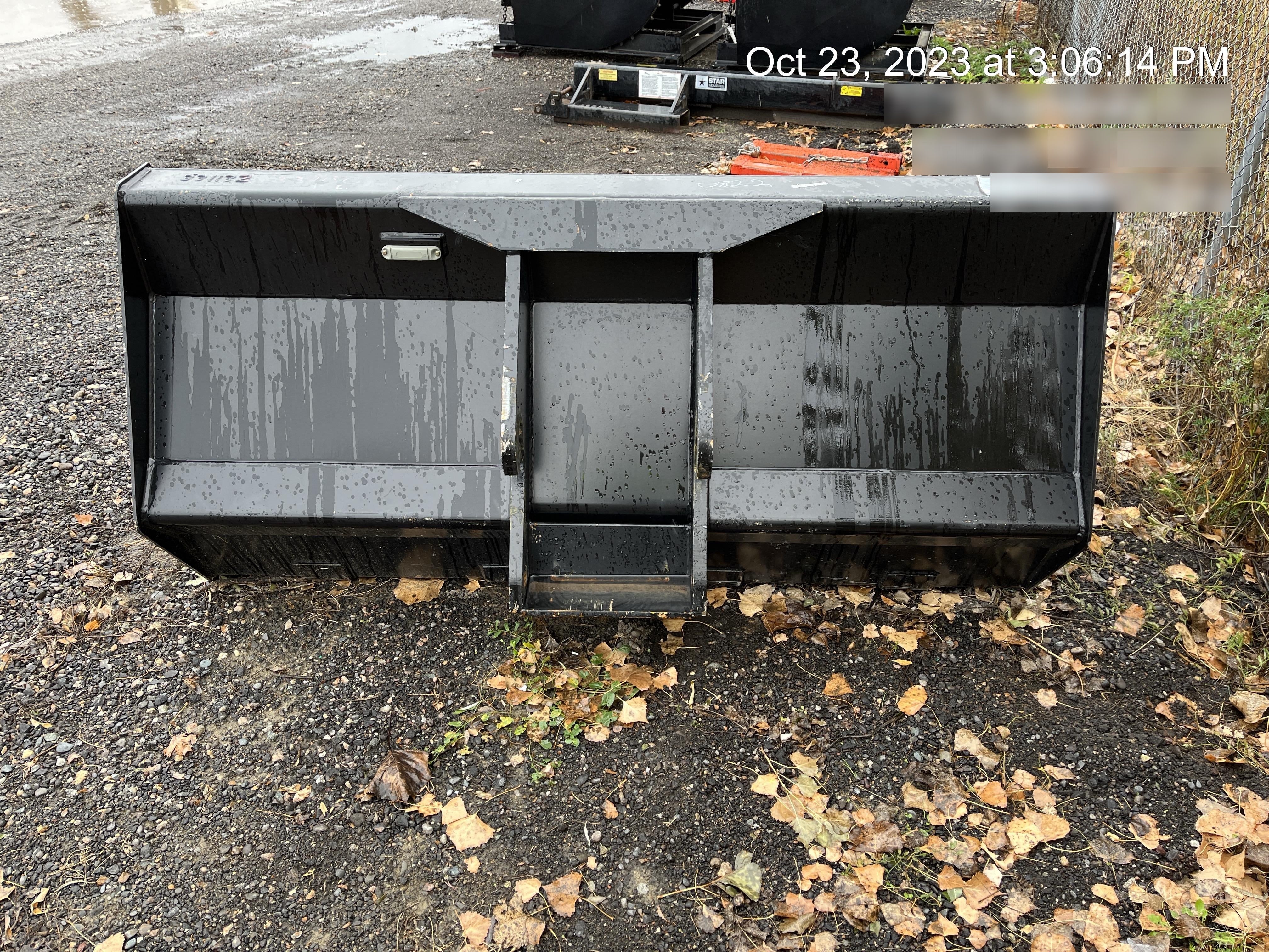 2023 JLG 1001100822