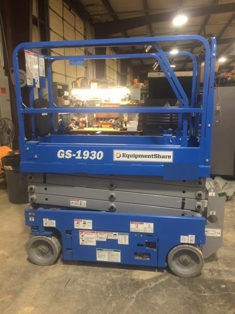 2020 Genie GS-1930 Solid Non Marking Tires, Beacon, Folding rails with half height swing gate