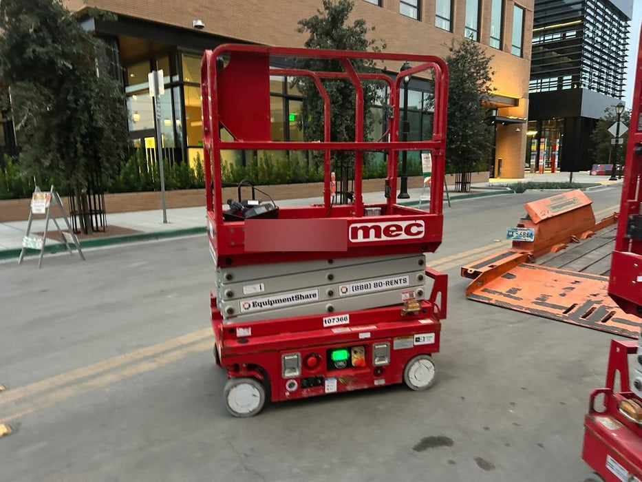 2020 MEC 1330SE Solid NM Tires, Steel Swing out Doors, LCS, Beacon, 900W Inverter