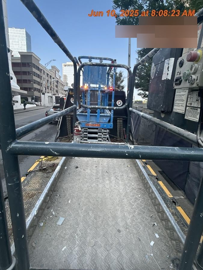 2021 JLG 1030P
