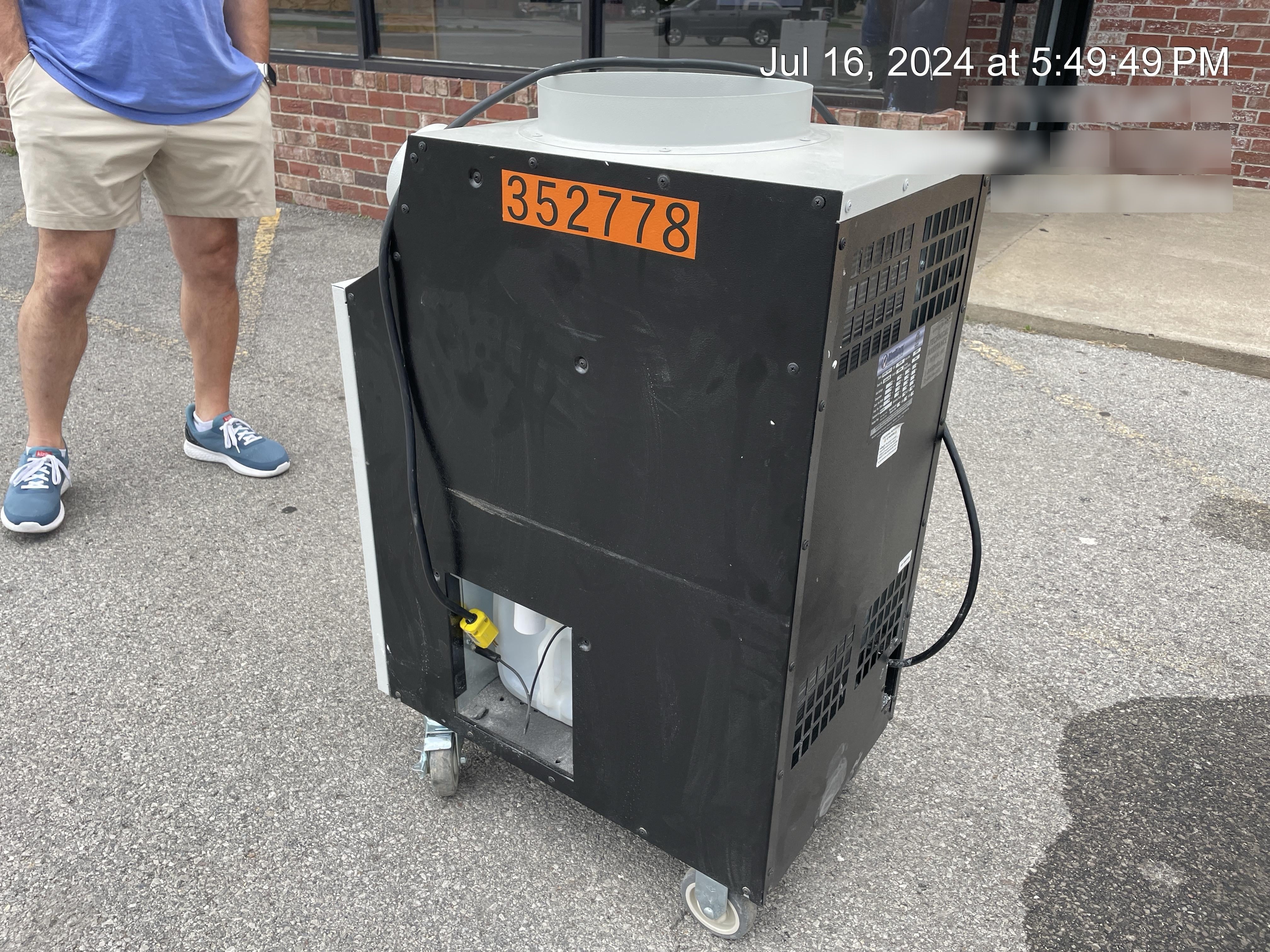 2023 KWIKOOL KPAC1811-2