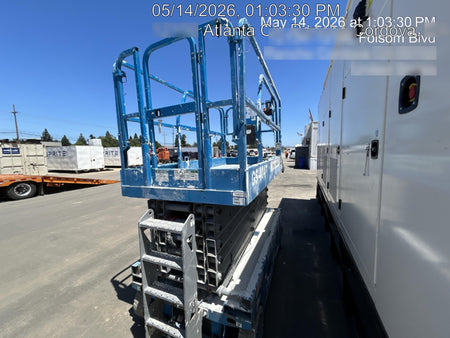 2019 Genie GS-4047 Folding rails with half height swing gate, 800W Inverter