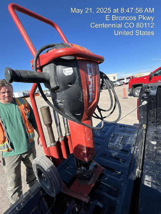 2020 HILTI TE 3000-AVR