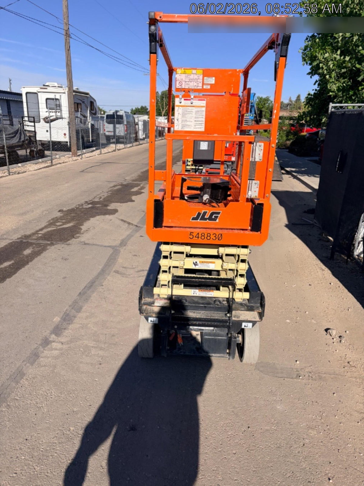 2025 JLG ES1932