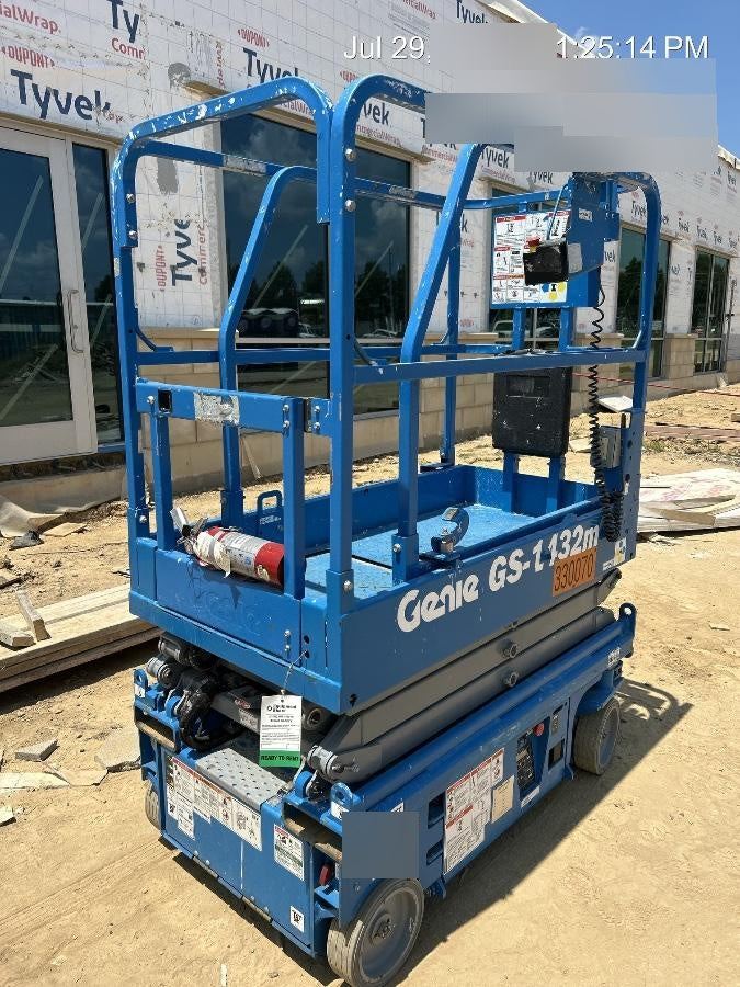 2023 GENIE GS-1432