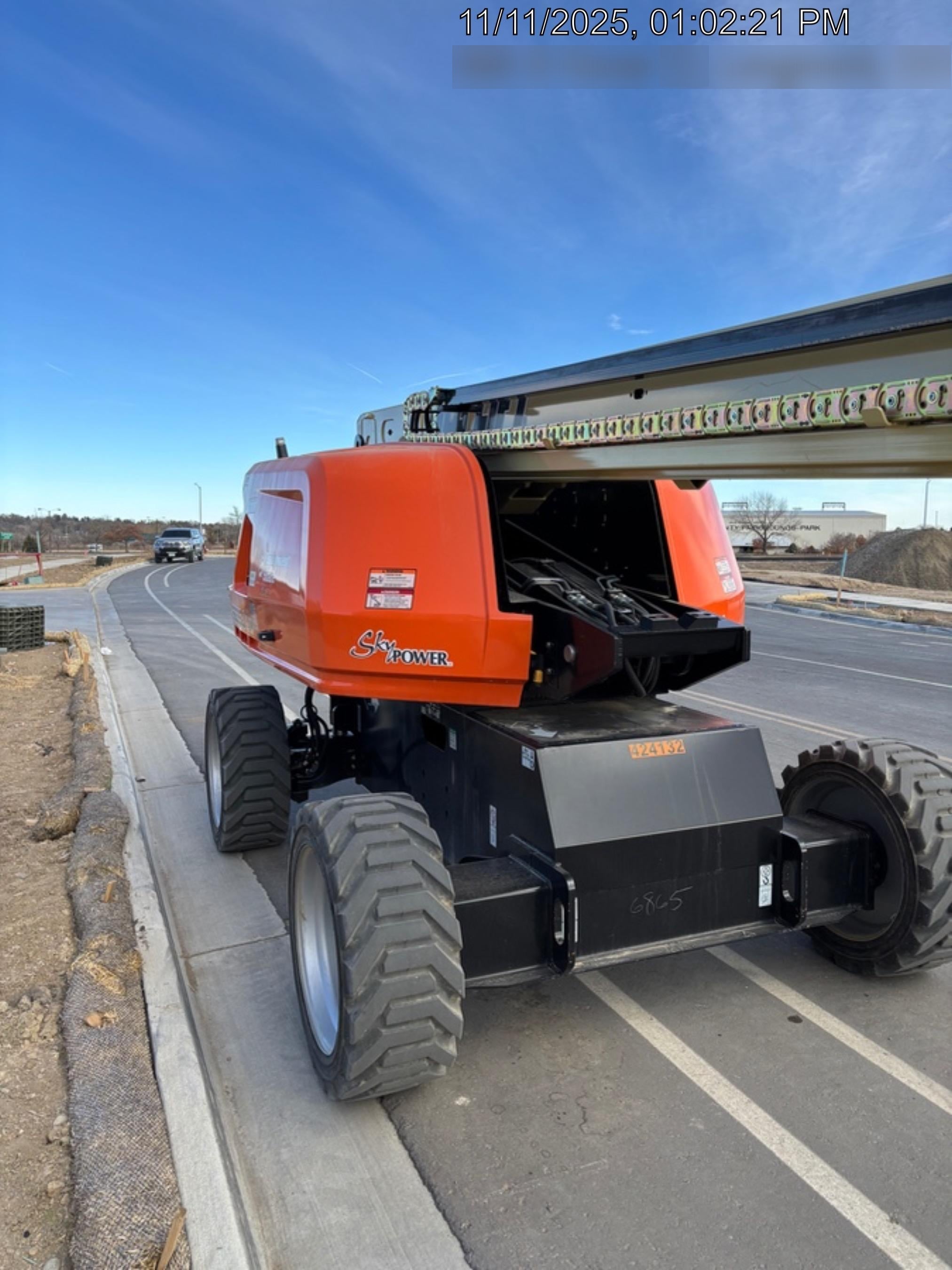 2024 JLG 660SJ