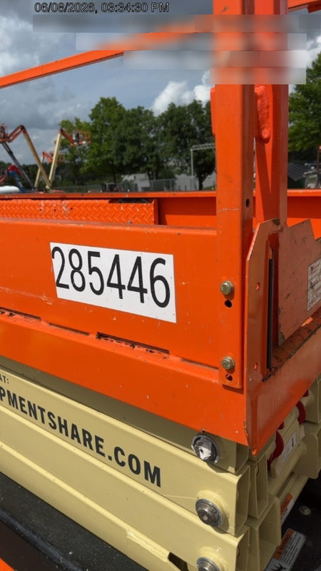 2022 JLG ES2632