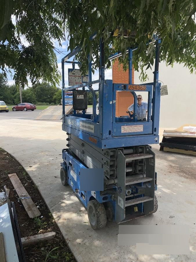 2019 Genie GS-1930 Fixed rails with chain Entry
