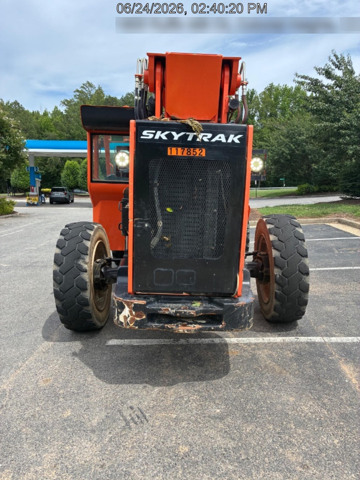 2020 SKYTRAK 8042