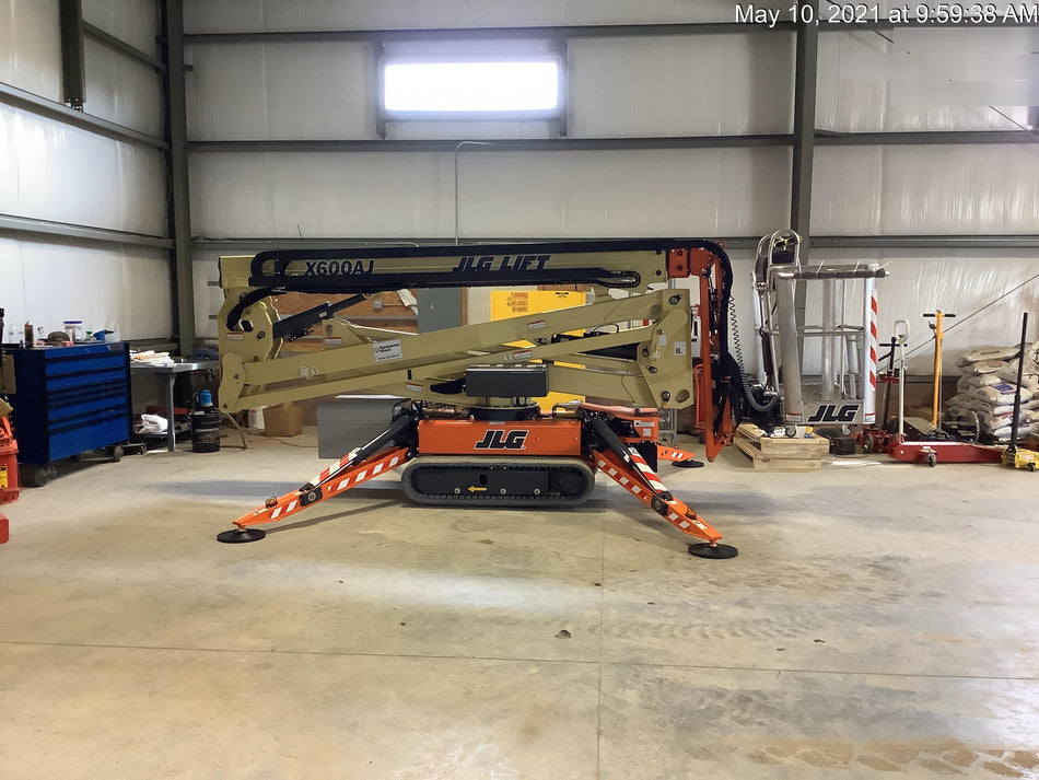 2021 JLG X600AJ