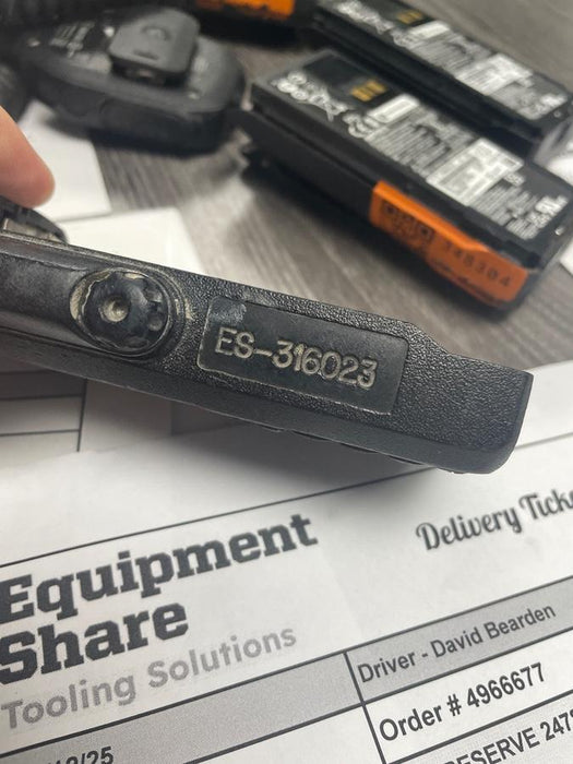 2023 MOTOROLA R7 DISPLAY