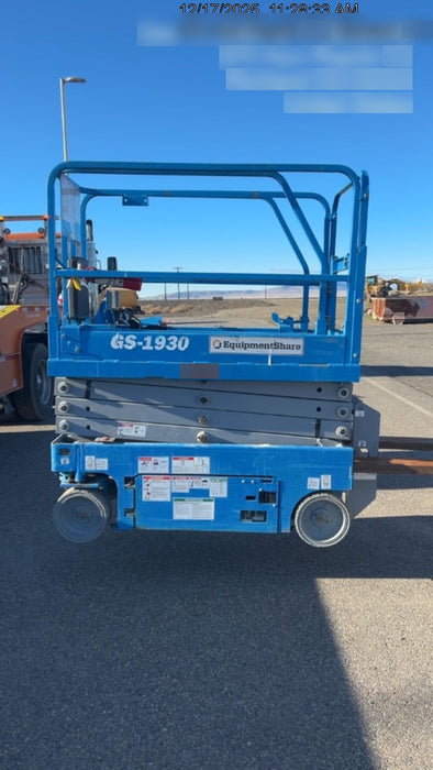 2019 Genie GS-1930 Half Height Swing Gate, 800W Inverter