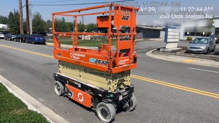 2022 JLG ES2632