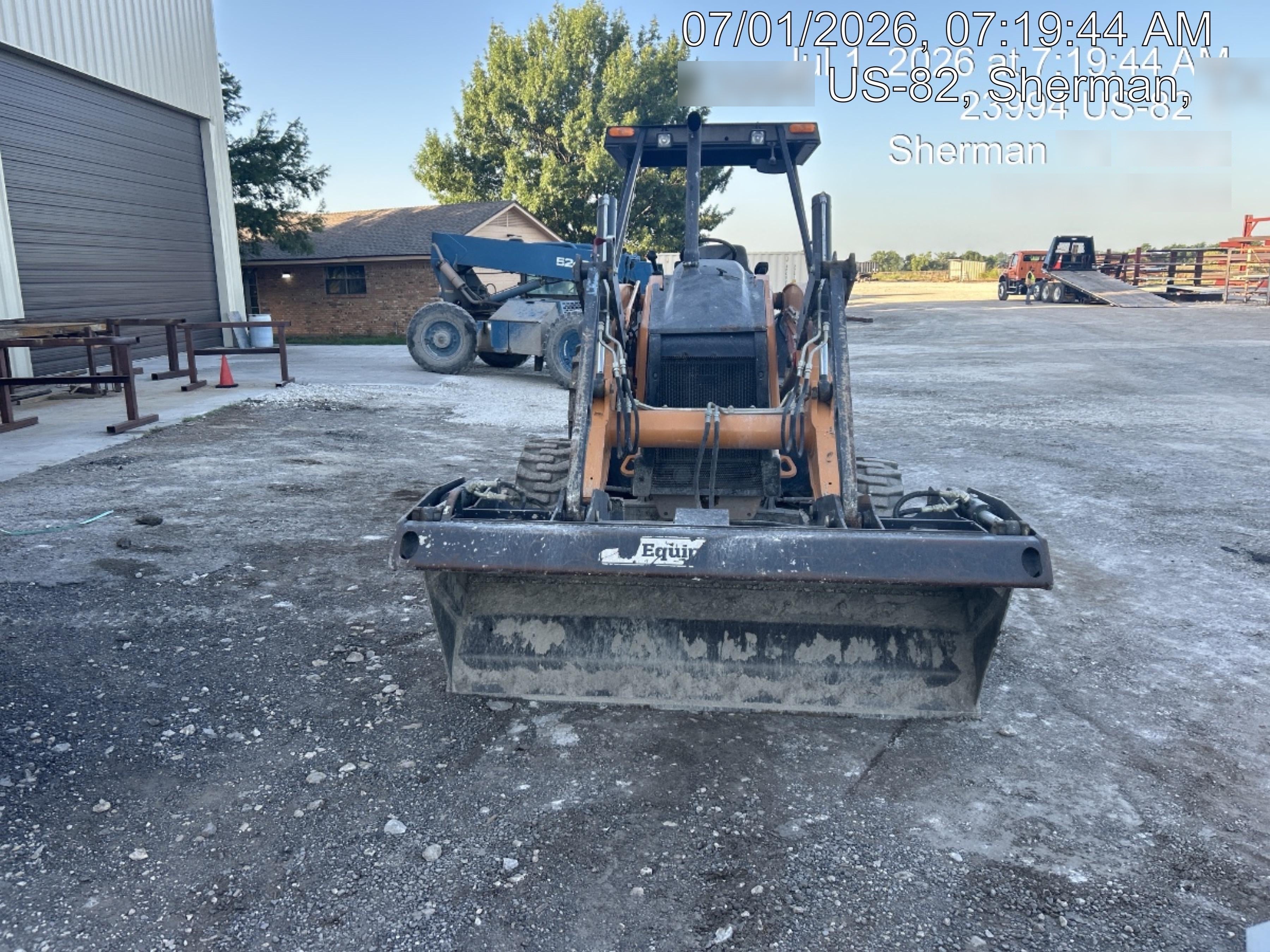 2022 CASE 570N EP