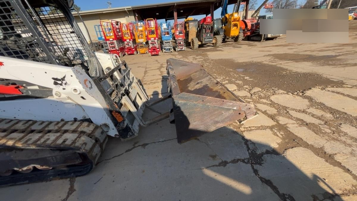 2022 ARROW MATERIAL HANDLING F5000