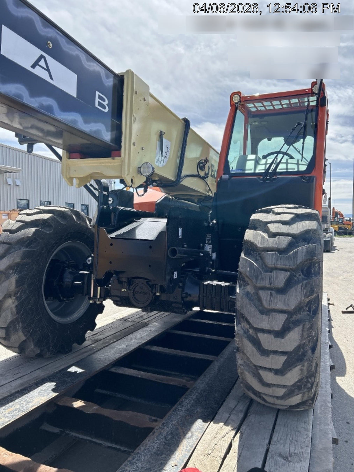 2026 JLG 1732