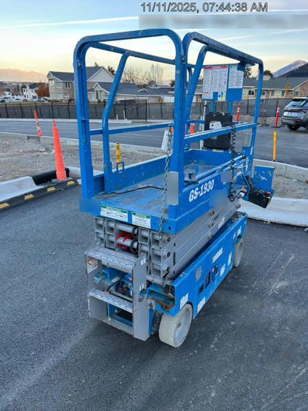 2020 Genie GS-1930 Fixed rails with chain entry gate - Pre A92.20