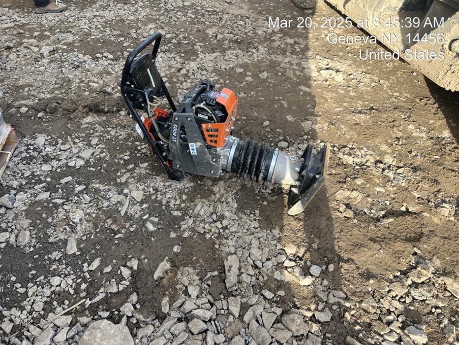 2024 HUSQVARNA LT6005