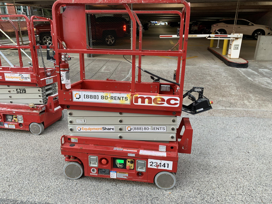 2019 MEC 1330SE MEC 1330SE w/ES Track Hardware, Full Extended 2 Year Warranty