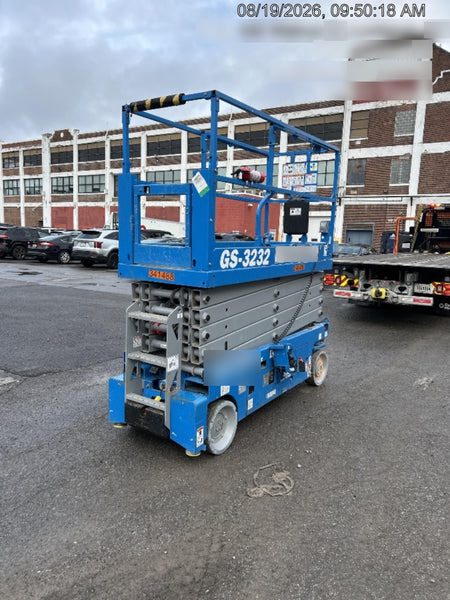 2023 GENIE GS-3232