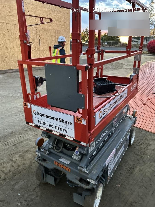 2020 Skyjack SJIII-3219 Solid NM Tires, Half height spring hinged entry gate, Dual Beacons, 800W Inverter